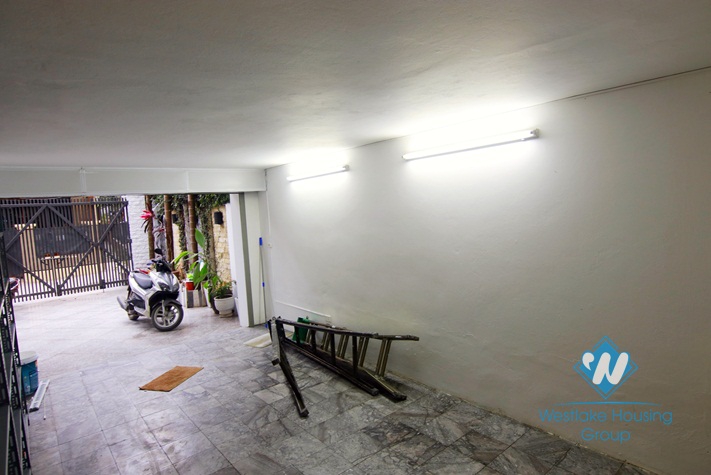 Lovely house with court yard and roof terrace for rent in Tay Ho, Hanoi